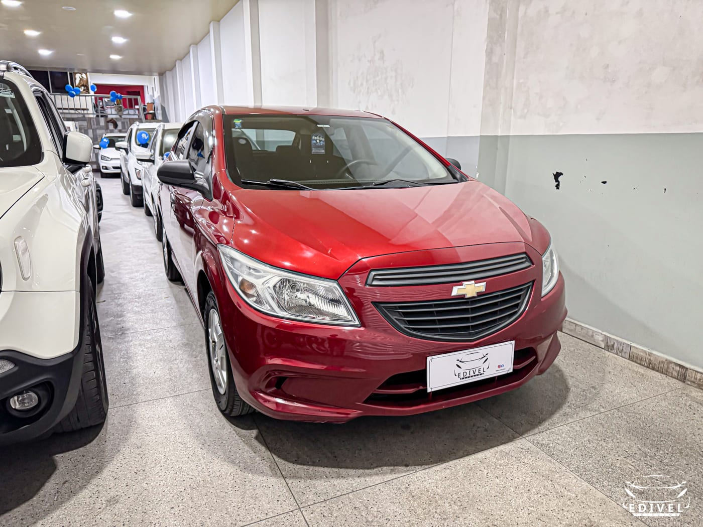 CHEVROLET Onix Joy — foto principal