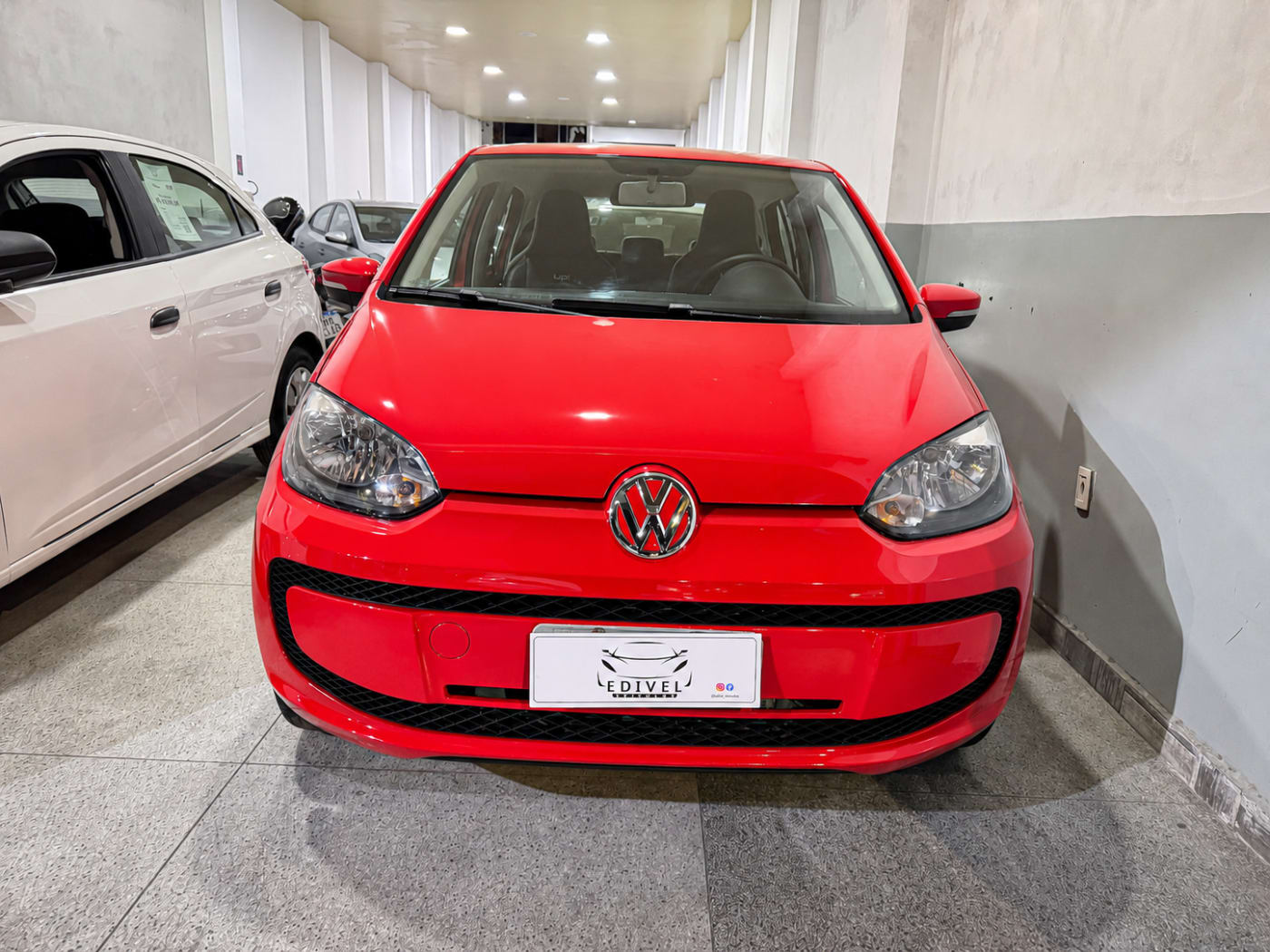 VOLKSWAGEN Up! Move Tsi — foto 2